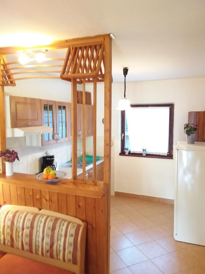 Apartman Tomo Pula Exteriér fotografie
