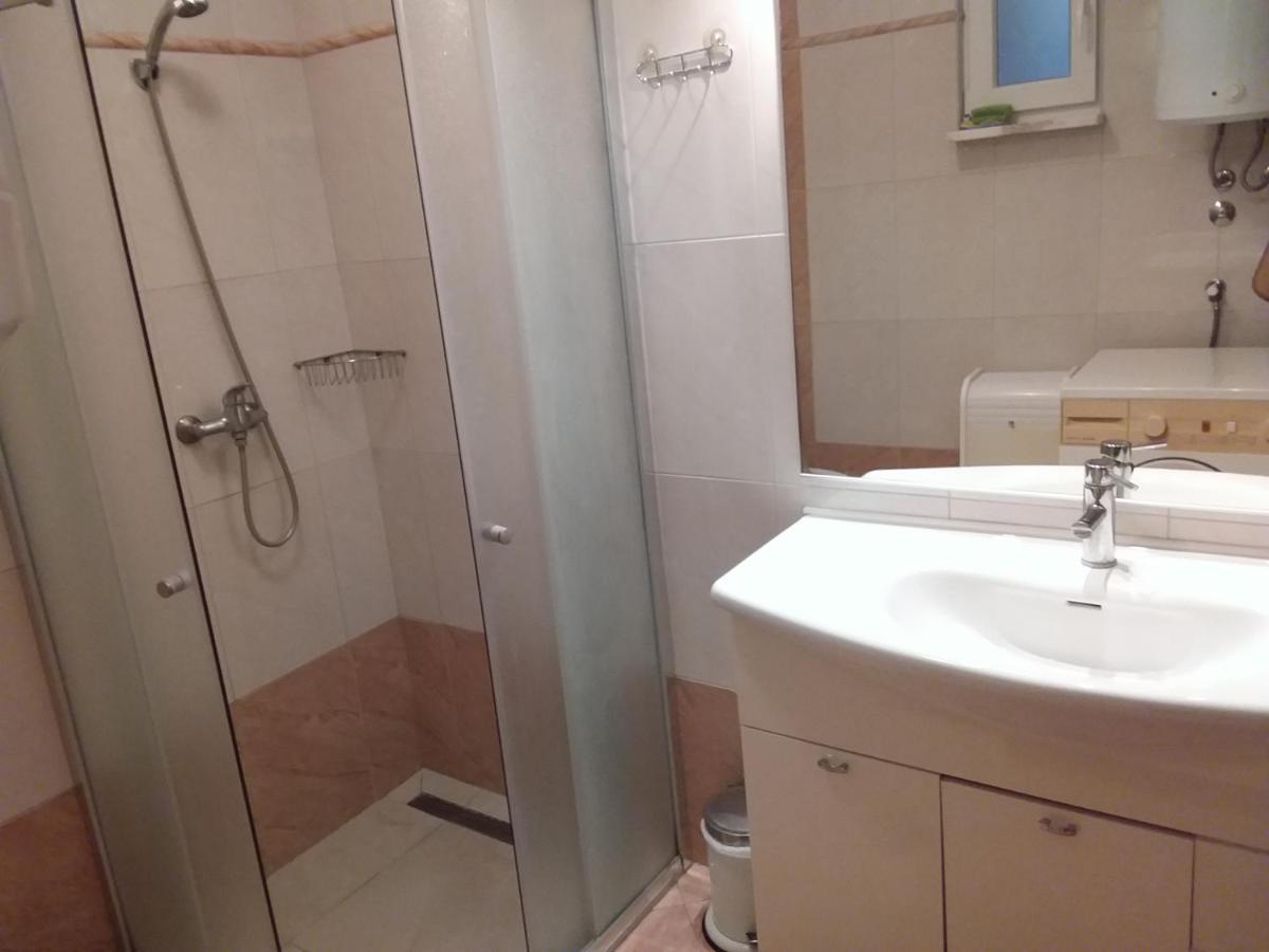 Apartman Tomo Pula Exteriér fotografie